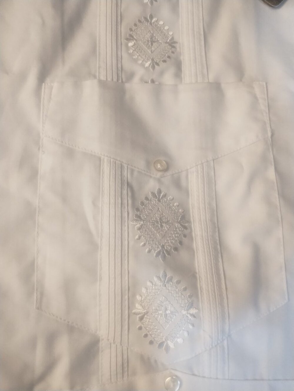 Men's White Cuban Shirt Size L - Picture 2 of 4
